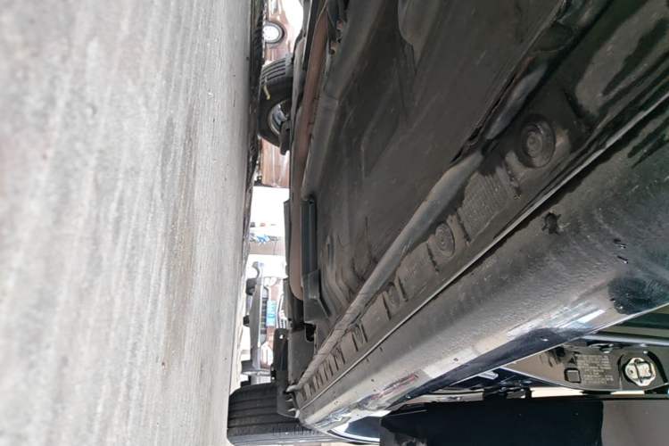 Used Toyota Levin 2014 1.6G CVT Elite Edition Right Side Sill
