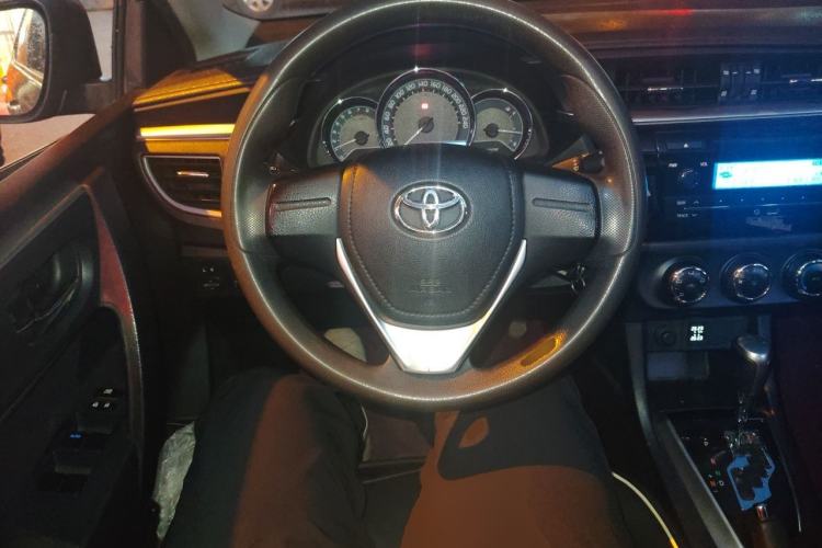 Used Toyota Levin 2014 1.6G CVT Elite Edition Steering Wheel