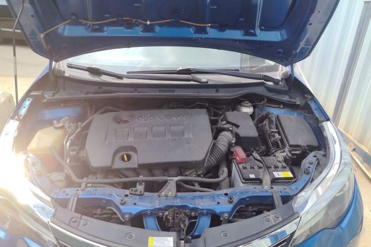 Used Toyota Levin 2014 1.6G CVT Elite Edition Engine Bay