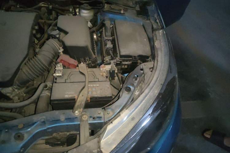 Used Toyota Levin 2014 1.6G CVT Elite Edition Engine Bay Left