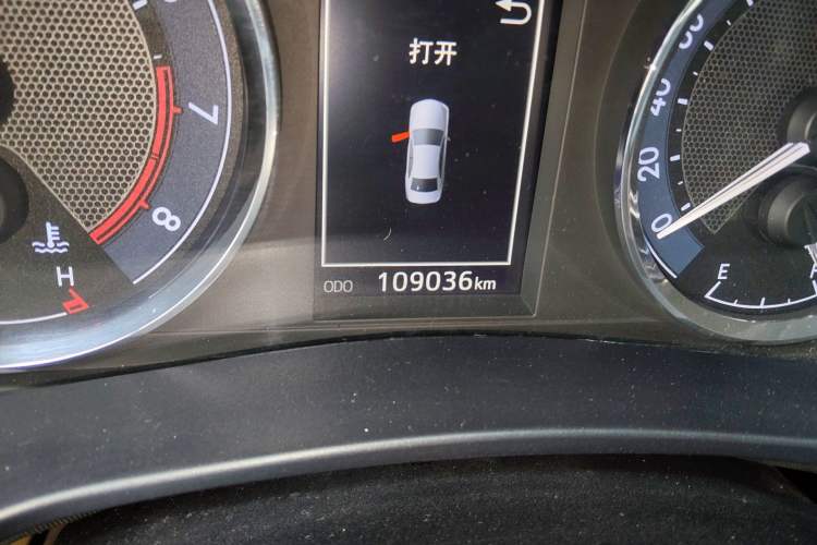 Used Toyota Levin 2014 1.8 GS CVT Elite Edition Odometer Close Up
