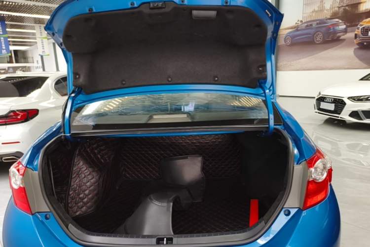 Used Toyota Levin 2014 1.6G CVT Elite Edition Trunk