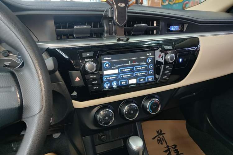 Used Toyota Levin 2014 1.6G CVT Elite Edition Audio And AC Panel