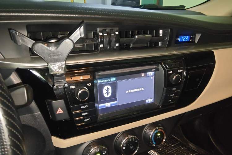Used Toyota Levin 2014 1.8 GS CVT Elite Edition Audio And AC Panel