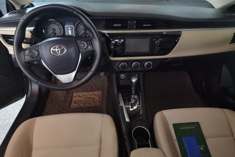 Used Toyota Levin 2014 1.8 GS CVT Elite Edition Center Console