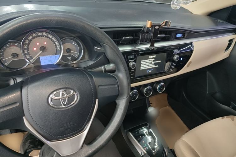 Used Toyota Levin 2014 1.6G CVT Elite Edition Center Console