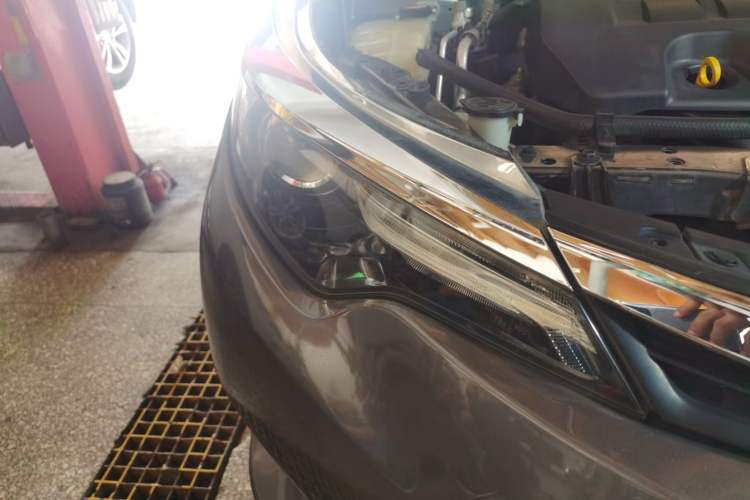 Used Toyota Levin 2014 1.8 GS CVT Elite Edition Right Front Headlight