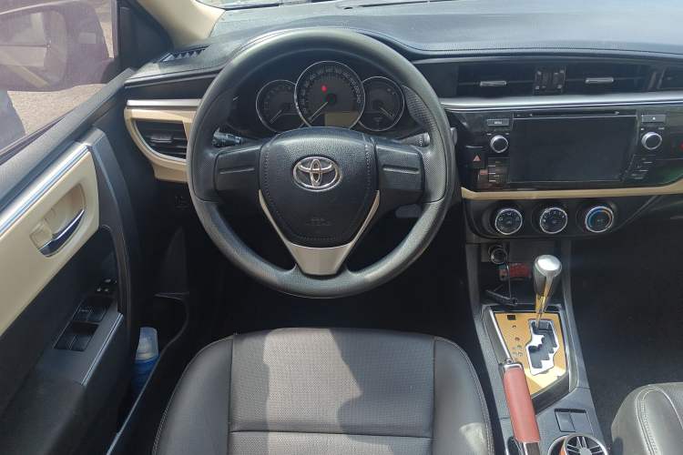 Used Toyota Levin 2014 1.6G CVT Elite Edition Steering Wheel