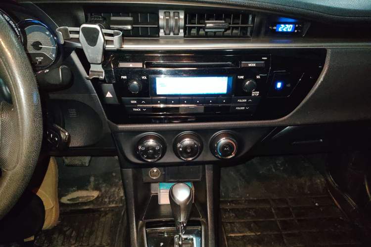 Used Toyota Levin 2014 1.6G CVT Elite Edition Audio And AC Panel