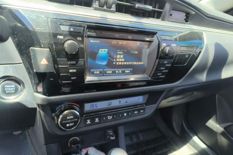 Used Toyota Levin 2014 1.8V CVT Luxury Edition Audio And AC Panel