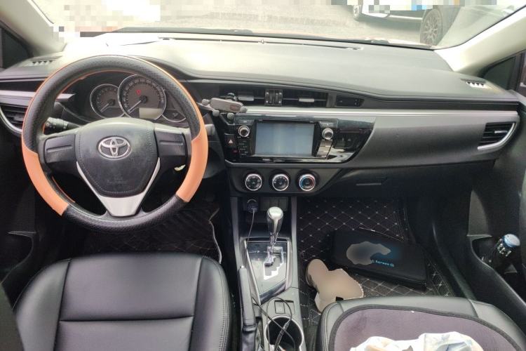 Used Toyota Levin 2014 1.6G CVT Elite Edition Center Console