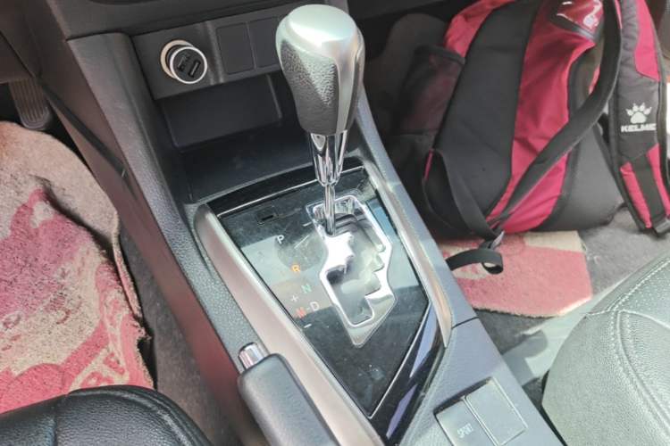 Used Toyota Levin 2014 1.6G CVT Elite Edition Gear Lever
