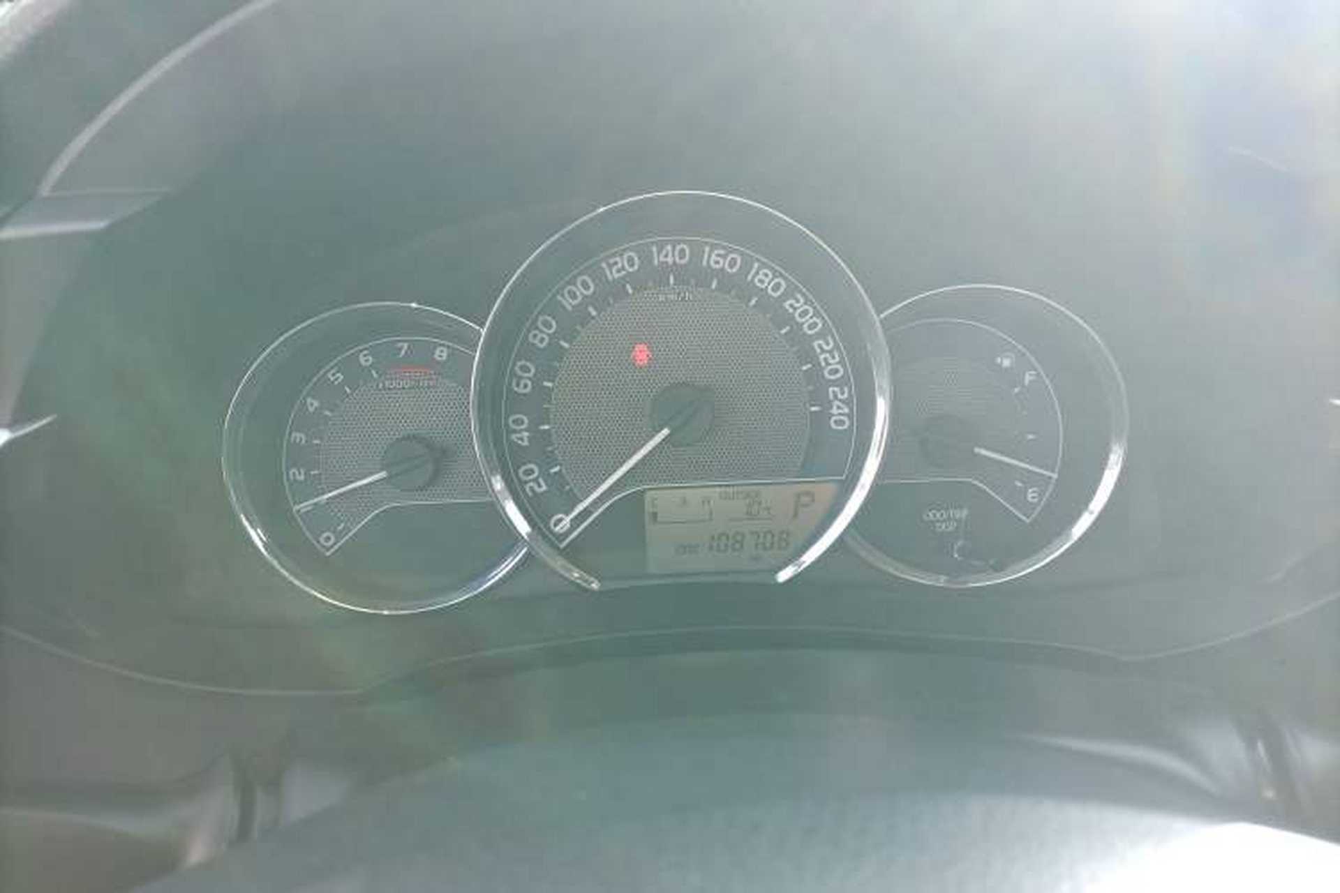 Used Toyota Levin 2014 1.6G CVT Elite Edition Instrument Cluster