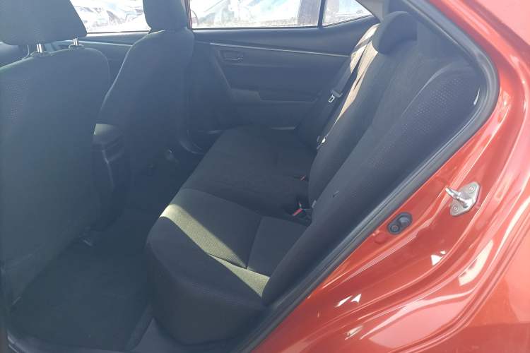 Used Toyota Levin 2014 1.6G CVT Elite Edition Interior 4