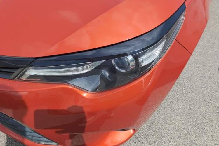 Used Toyota Levin 2014 1.6G CVT Elite Edition Left Front Headlight