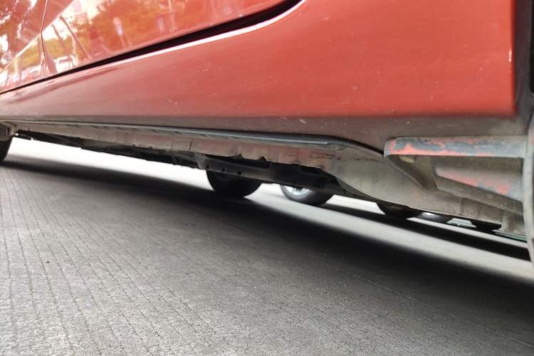 Used Toyota Levin 2014 1.6G CVT Elite Edition Left Side Sill
