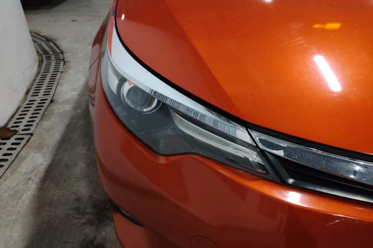 Used Toyota Levin 2014 1.6G CVT Elite Edition Right Front Headlight
