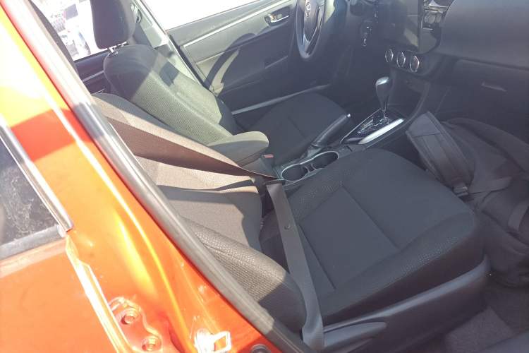 Used Toyota Levin 2014 1.6G CVT Elite Edition Right Front Seat