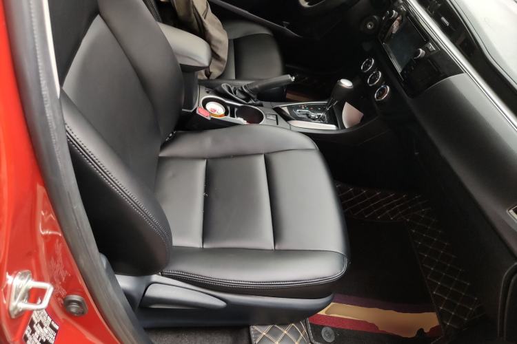 Used Toyota Levin 2014 1.6G CVT Elite Edition Right Front Seat