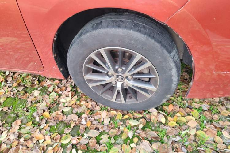 Used Toyota Levin 2014 1.6G CVT Elite Edition Right Front Wheel Hub