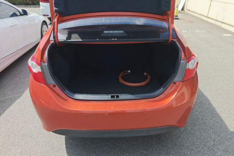 Used Toyota Levin 2014 1.6G CVT Elite Edition Trunk
