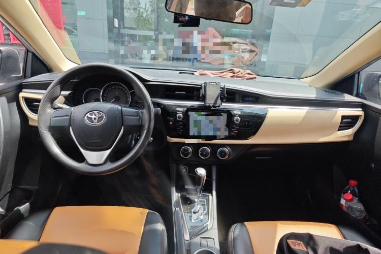 Used Toyota Levin 2014 1.6G CVT Elite Edition Center Console