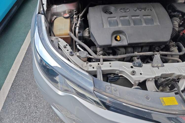 Used Toyota Levin 2014 1.6G CVT Elite Edition Engine Bay Right