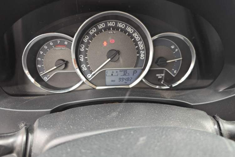 Used Toyota Levin 2014 1.6G CVT Elite Edition Odometer Close Up