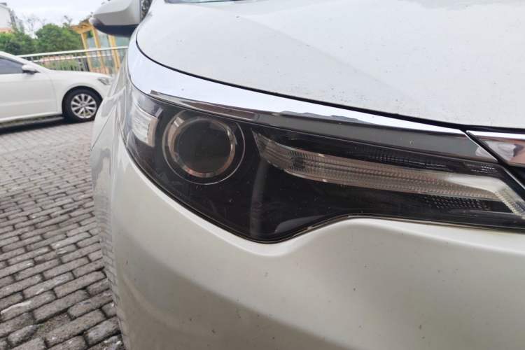 Used Toyota Levin 2014 1.6E Manual New Edition Right Front Headlight
