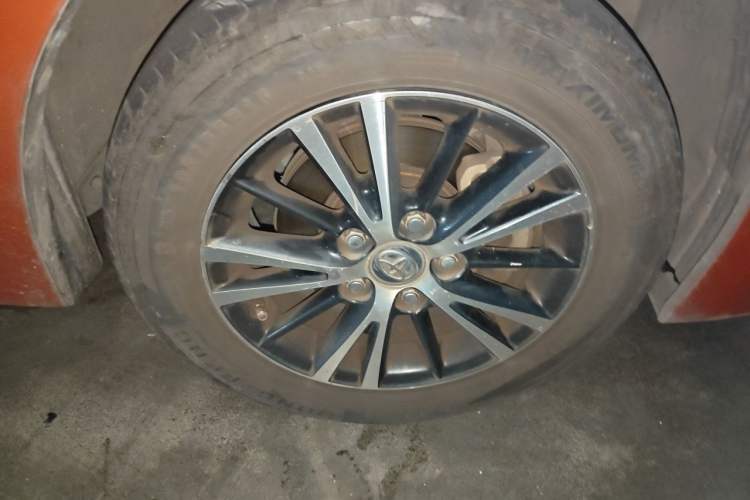 Used Toyota Levin 2014 1.6G CVT Elite Edition Right Front Wheel Hub