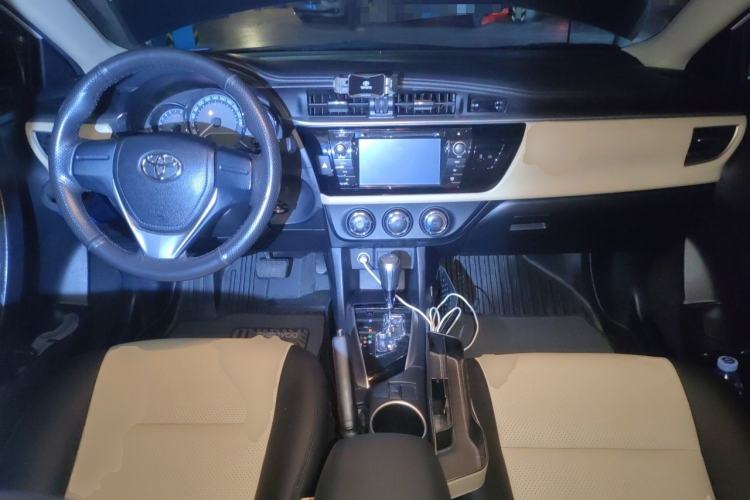 Used Toyota Levin 2014 1.6G CVT Elite Edition Center Console