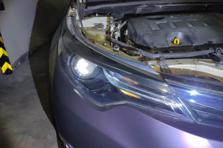Used Toyota Levin 2014 1.6G CVT Elite Edition Right Front Headlight
