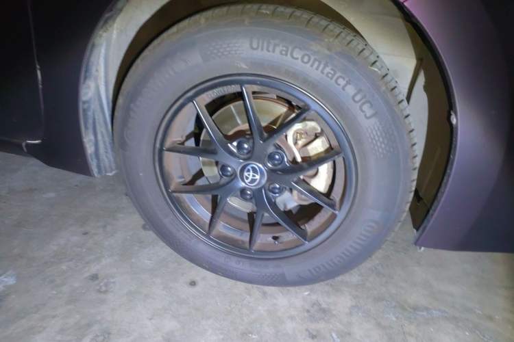 Used Toyota Levin 2014 1.6G CVT Elite Edition Right Front Wheel Hub