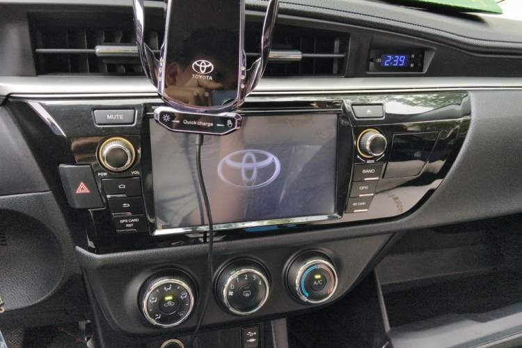 Used Toyota Levin 2014 1.8 GS CVT Elite Edition Audio And AC Panel