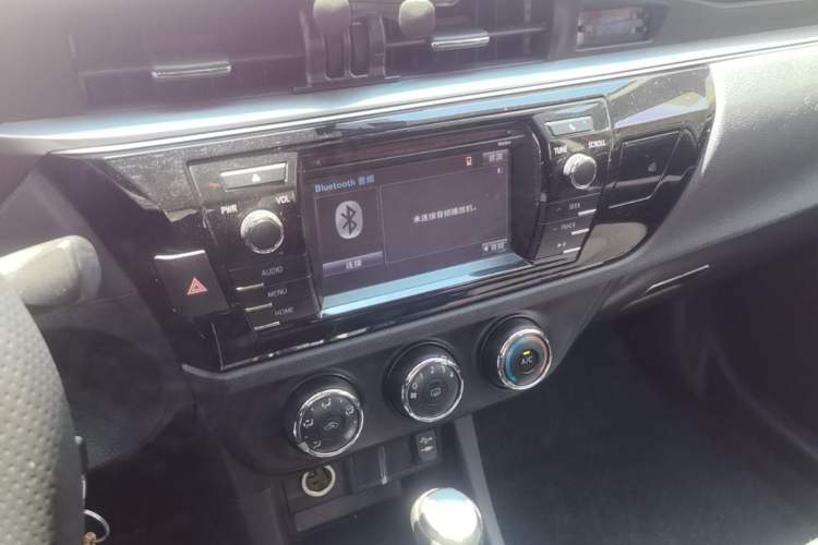 Used Toyota Levin 2014 1.8 GS CVT Elite Edition Audio And AC Panel