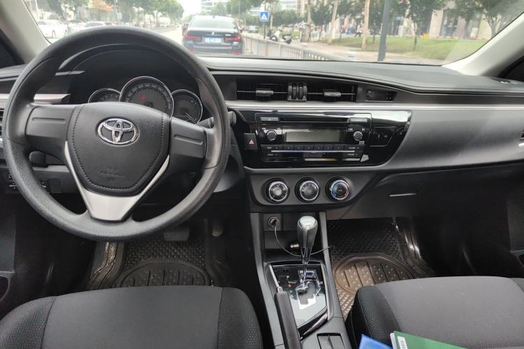 Used Toyota Levin 2014 1.6G CVT Elite Edition Center Console