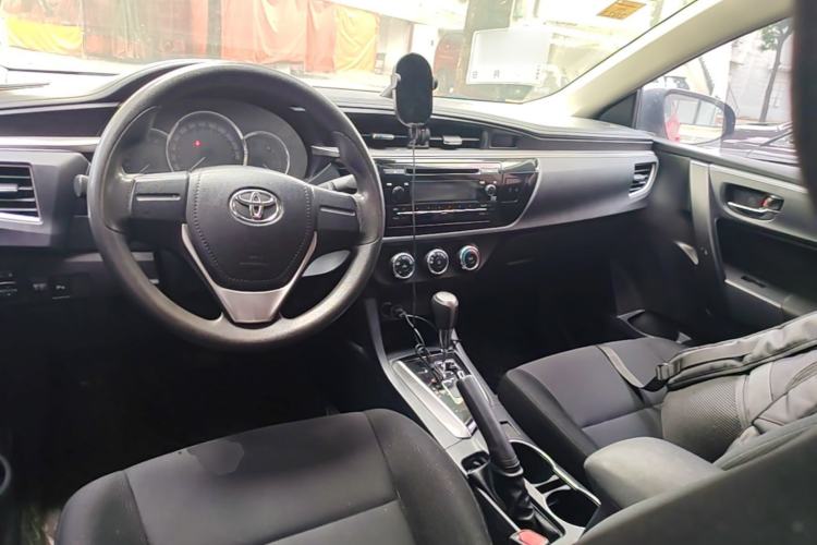 Used Toyota Levin 2014 1.6G CVT Elite Edition Center Console