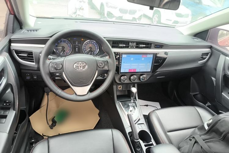 Used Toyota Levin 2014 1.8 GS CVT Elite Edition Center Console