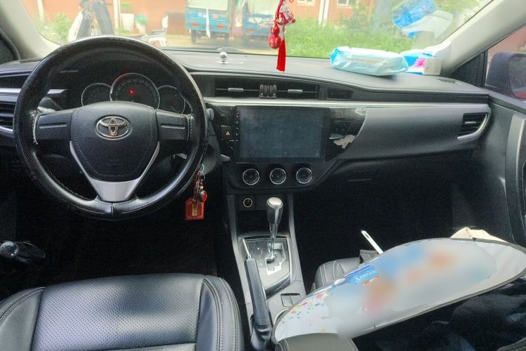 Used Toyota Levin 2014 1.6G CVT Elite Edition Center Console