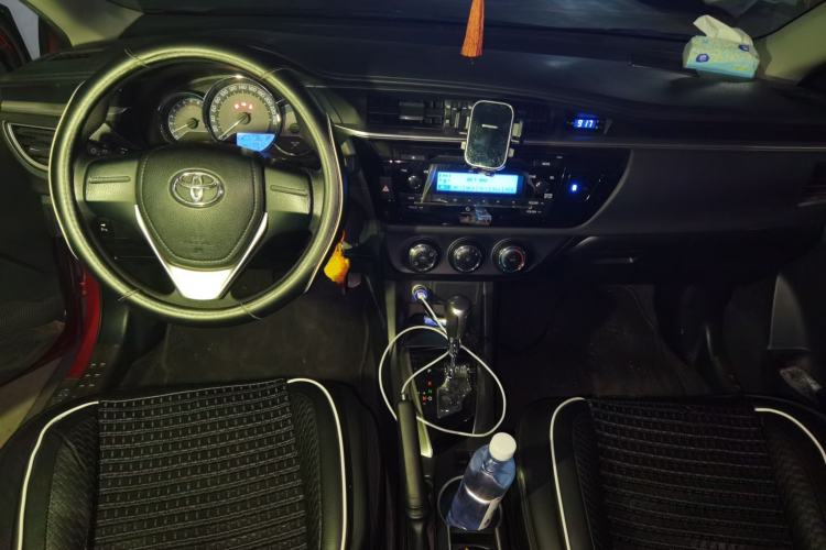 Used Toyota Levin 2014 1.6G CVT Elite Edition Center Console