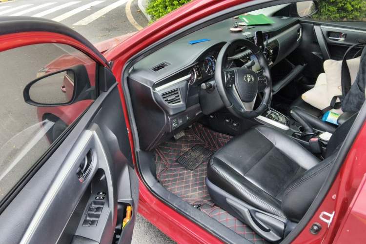 Used Toyota Levin 2014 1.8 GS CVT Elite Edition Driver Seat