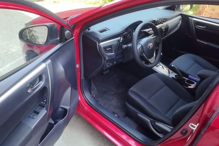 Used Toyota Levin 2014 1.8 GS CVT Elite Edition Driver Seat