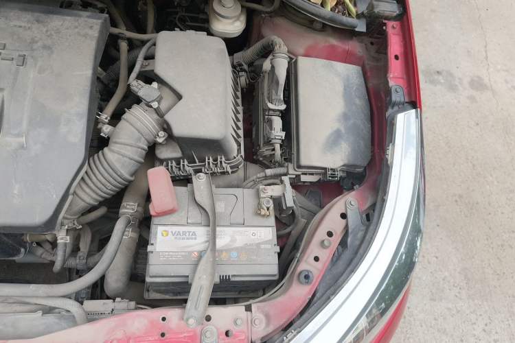 Used Toyota Levin 2014 1.6G CVT Elite Edition Engine Bay Left