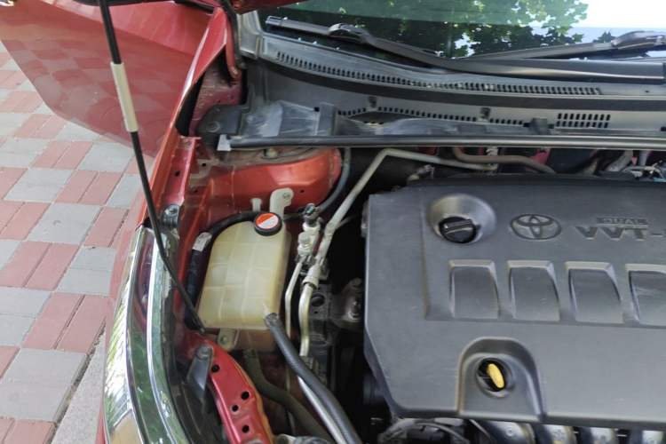 Used Toyota Levin 2014 1.8 GS CVT Elite Edition Engine Bay Right