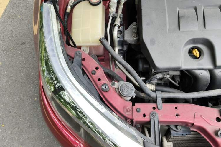 Used Toyota Levin 2014 1.8 GS CVT Elite Edition Engine Bay Right