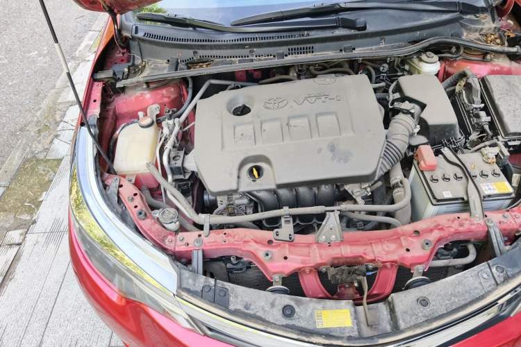Used Toyota Levin 2014 1.6G CVT Elite Edition Engine Bay Right