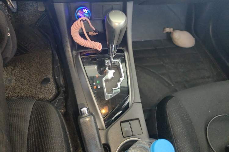 Used Toyota Levin 2014 1.6G CVT Elite Edition Gear Lever