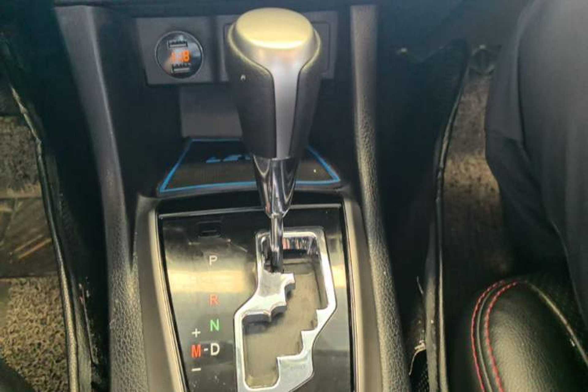 Used Toyota Levin 2014 1.6G CVT Elite Edition Gear Lever