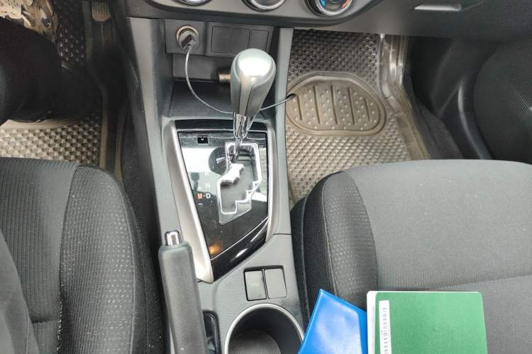 Used Toyota Levin 2014 1.6G CVT Elite Edition Gear Lever