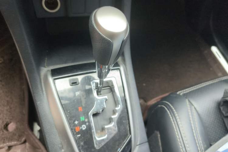 Used Toyota Levin 2014 1.6G CVT Elite Edition Gear Lever